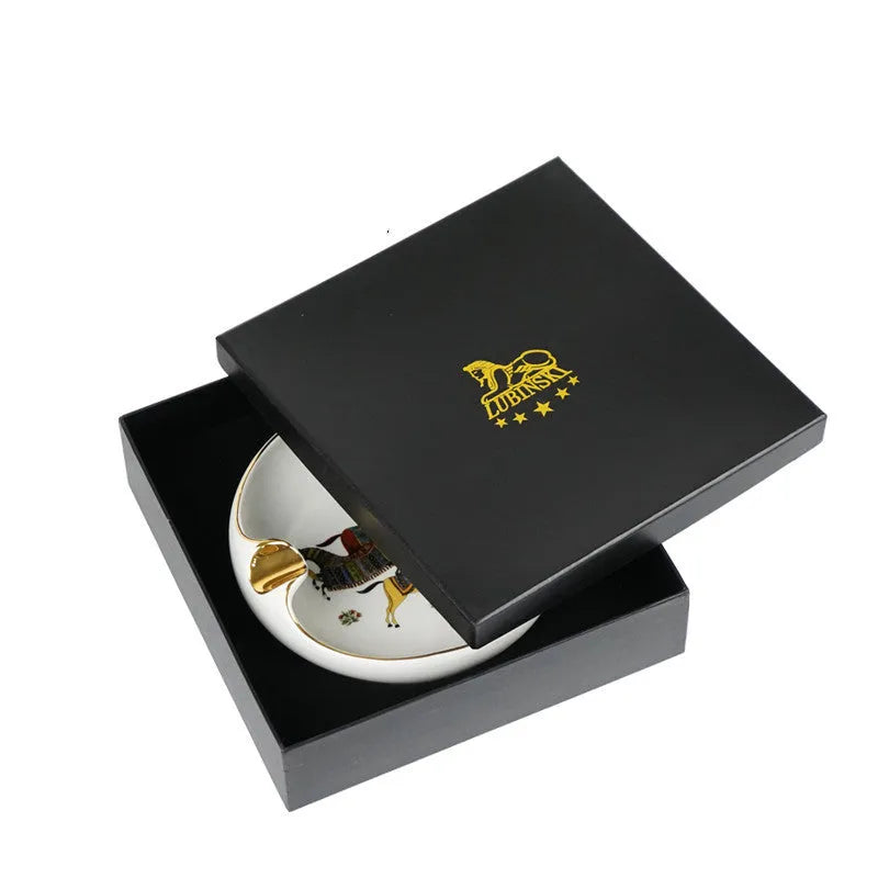 Bone ceramic cigar ashtray with manual gold drawing, 175mm square, horse colour finish
