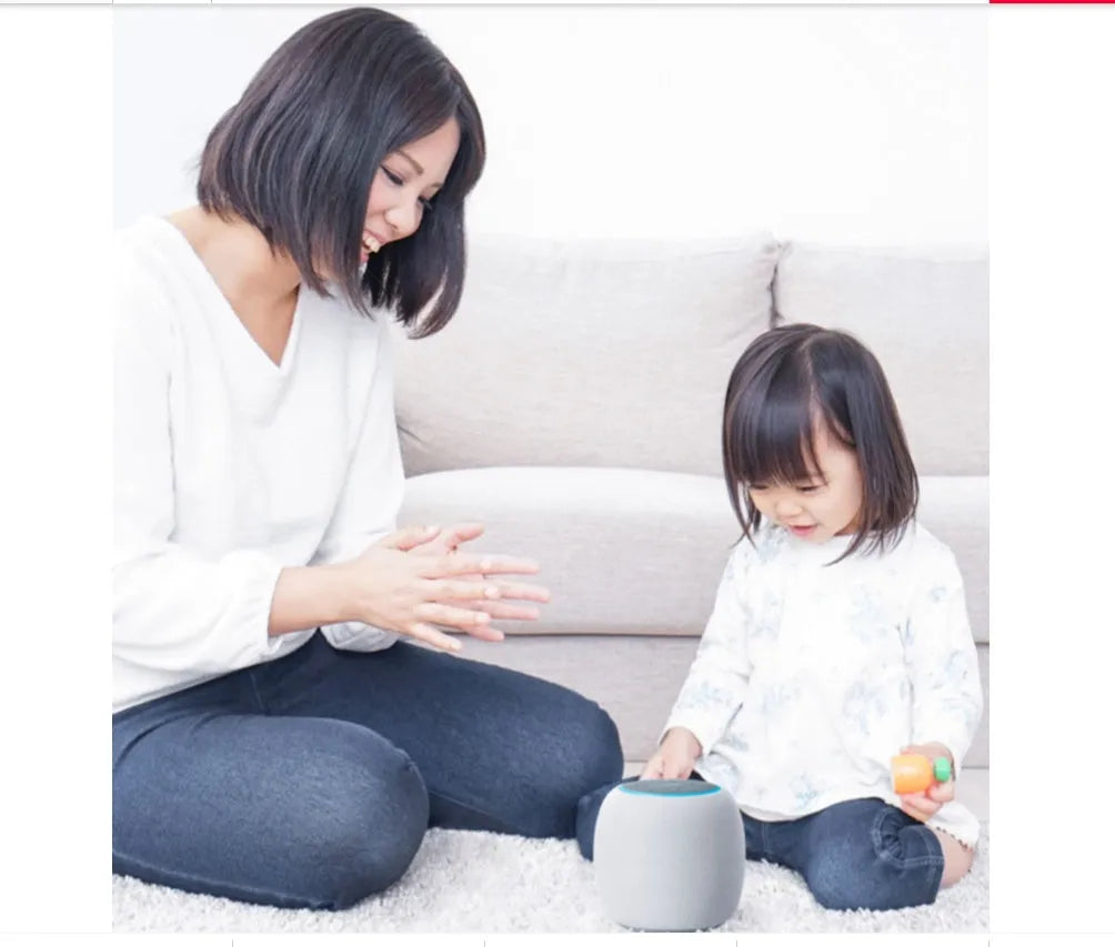 Compact AI smart speaker with voice control and Bluetooth connectivity