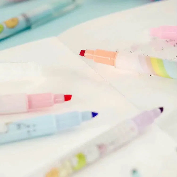 Set of eight erasable plastic highlighters measuring 16cm each with a neutral pen