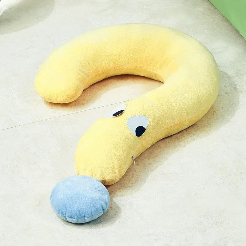 Blue rectangular pet pillow for cat or dog, dimensions 62 by 39 centimetres.