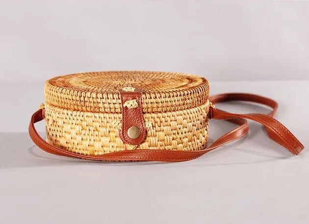 Handmade round bohemian straw crossbody bag with leather strap for summer