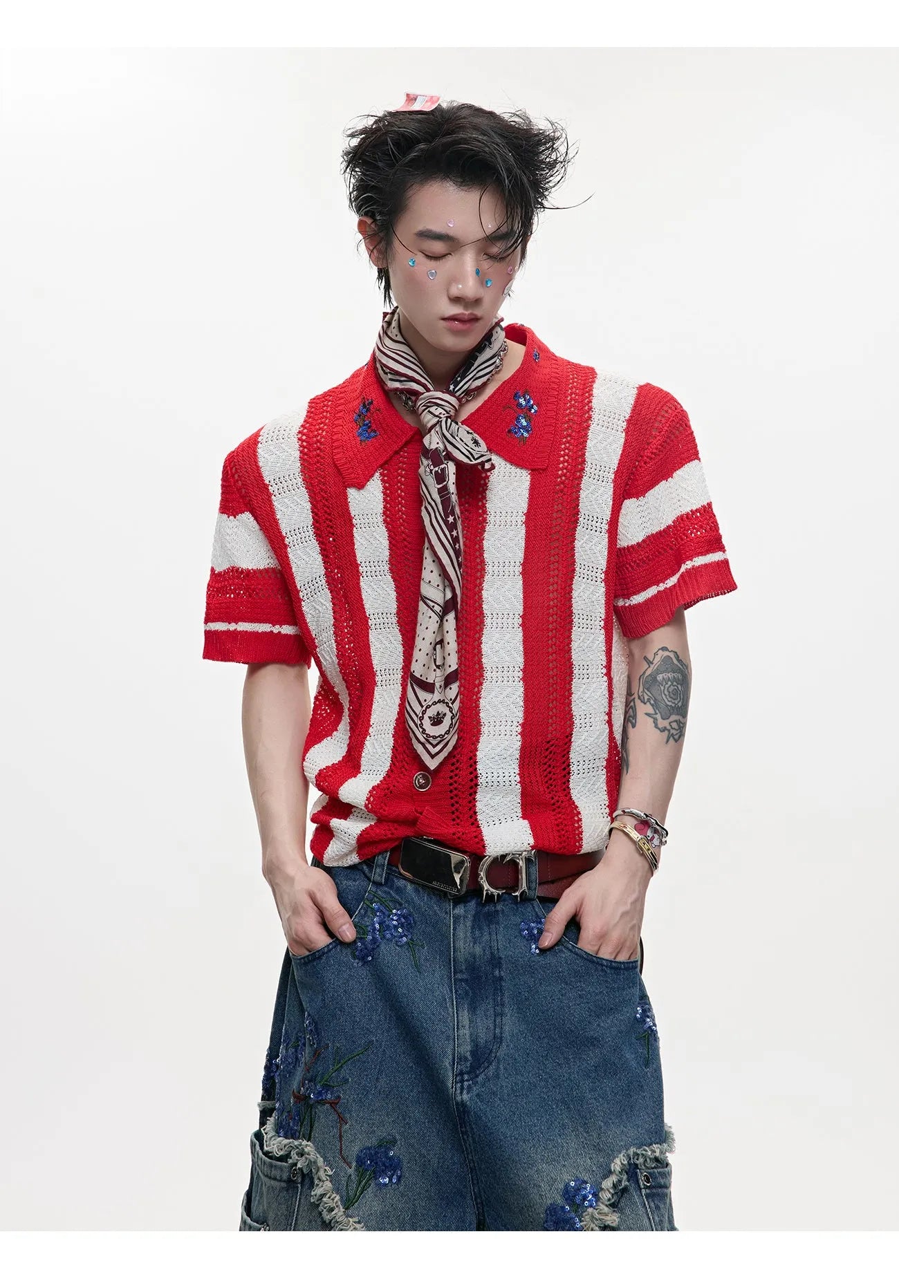Men's black and red patchwork striped knitted short sleeved shirt with button front and loose fit