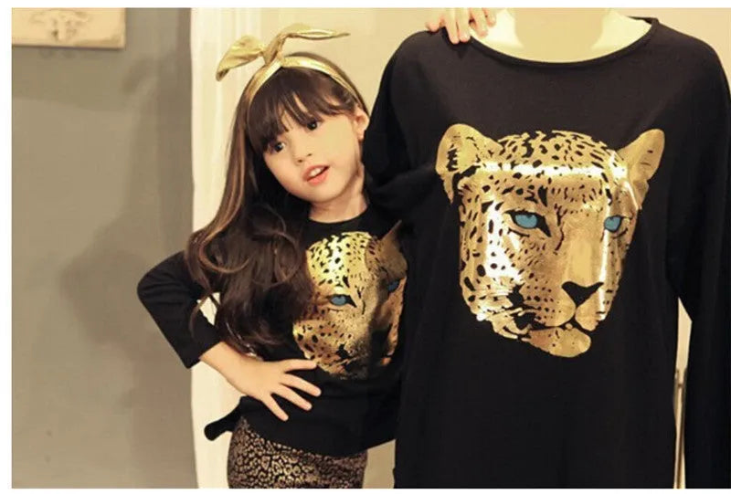 Two-piece children's casual pants suit set for summer in short sleeves, shown in multiple colours.