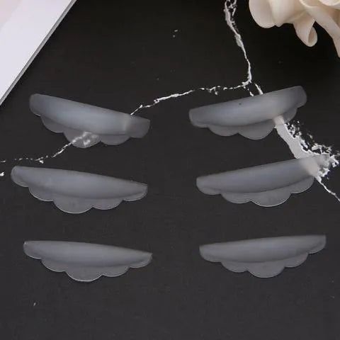 Yuemeixuan silicone eye lash shields pads in green and transparent colours for eyelash extension protection