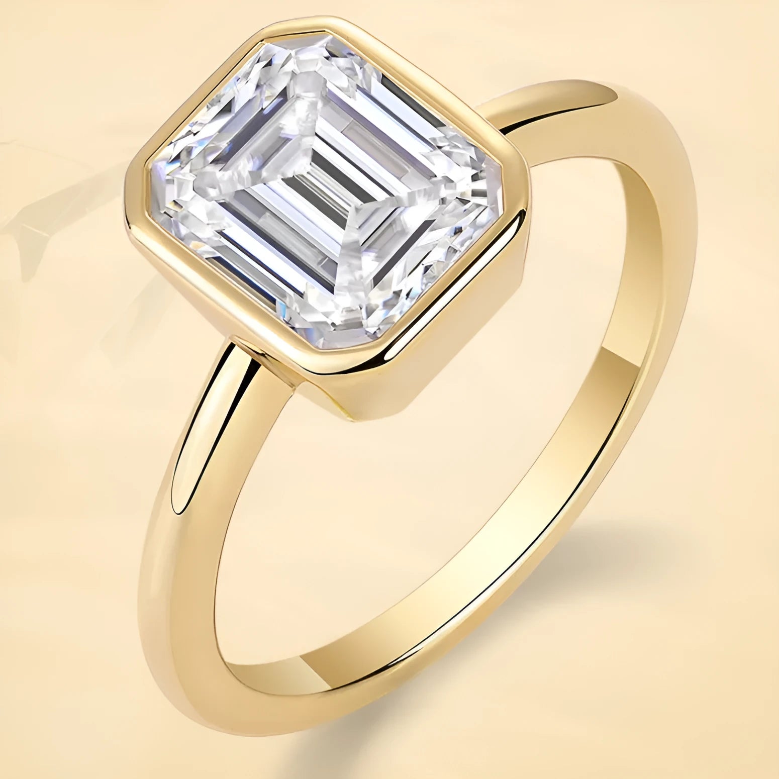 Silver geometric closed ring with inlaid moissanite stone in pagoda colour, unisex design