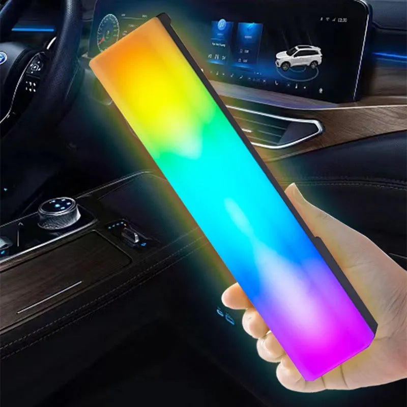 3D RGB voice-activated ambience lamp in black or white shell with USB cable