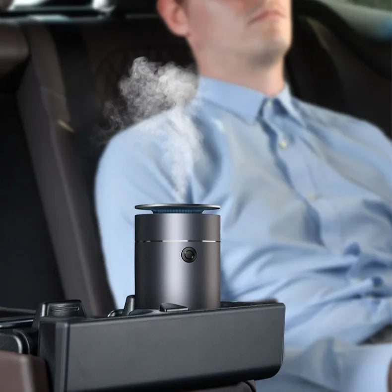 Mini car heavy fog aromatherapy humidifier in dark grey column shape with USB cable