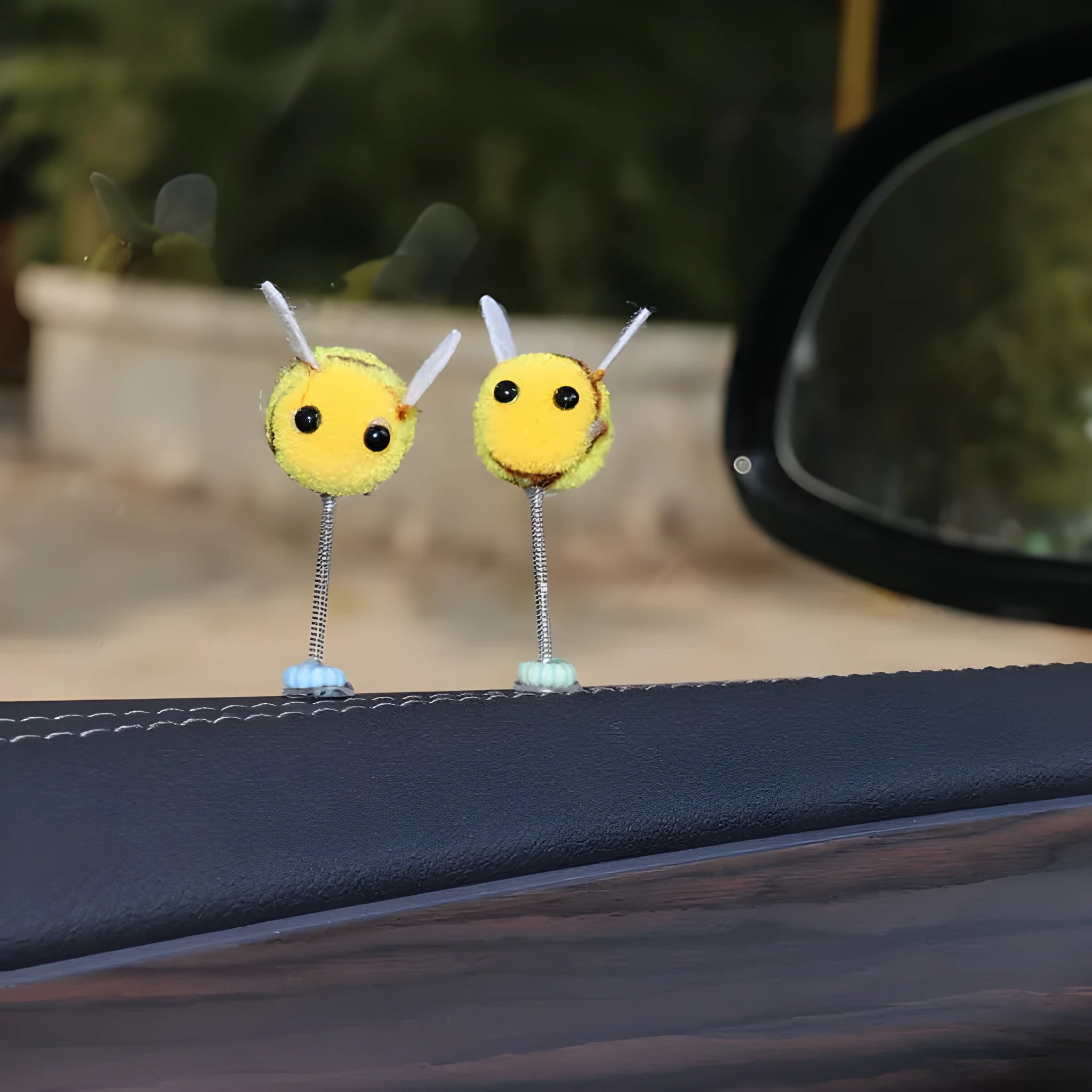 Cartoon-style little bee car decoration with fur ball material measuring 3cm square