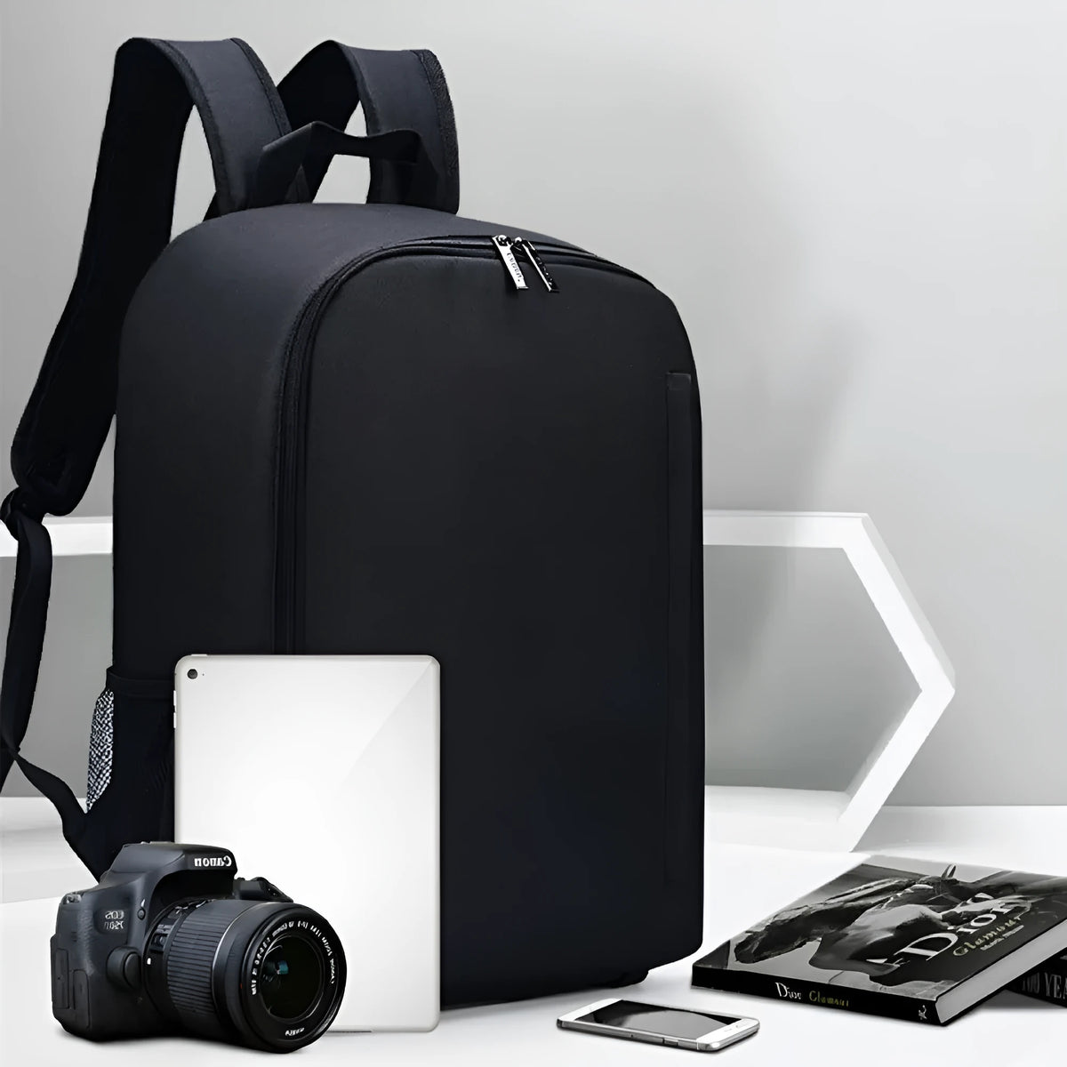 Casual solid colour nylon DSLR camera bag with sewing thread detailing, available in black pink and army green sizes