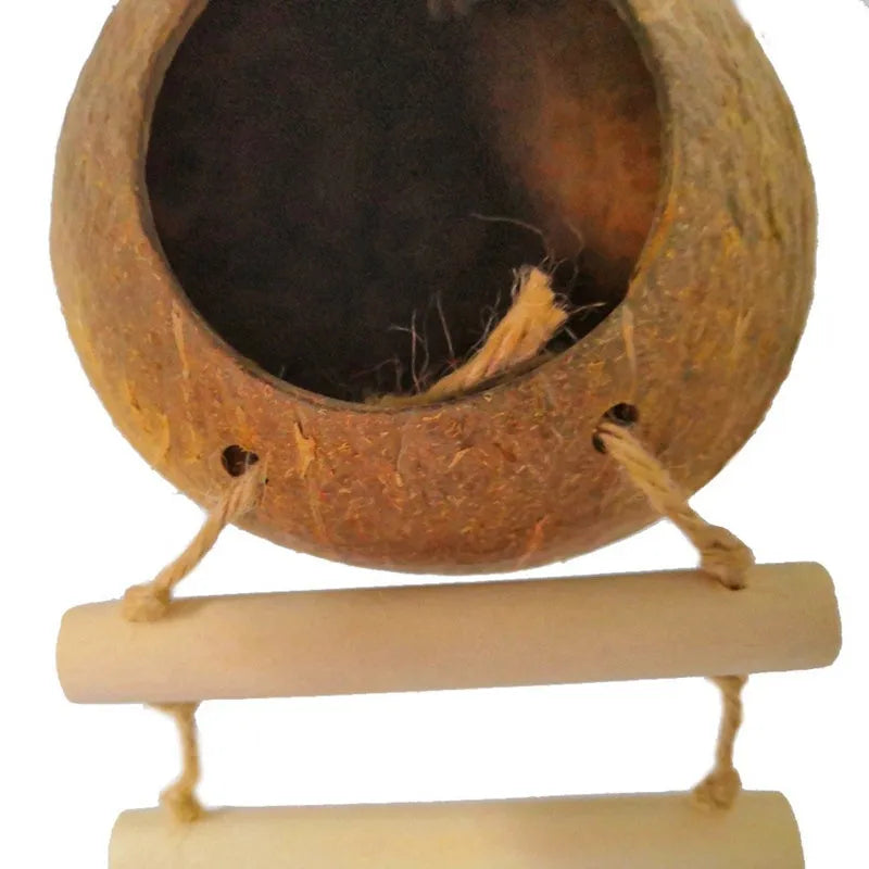 Natural coconut shell bird nest with ladder for parrots and hamsters, 11 cm total diameter