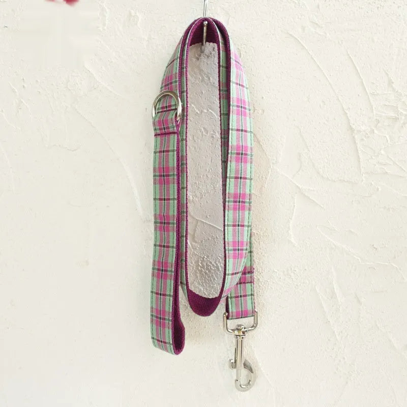 Mint green dog collar and matching leash made from tear-resistant polyester.
