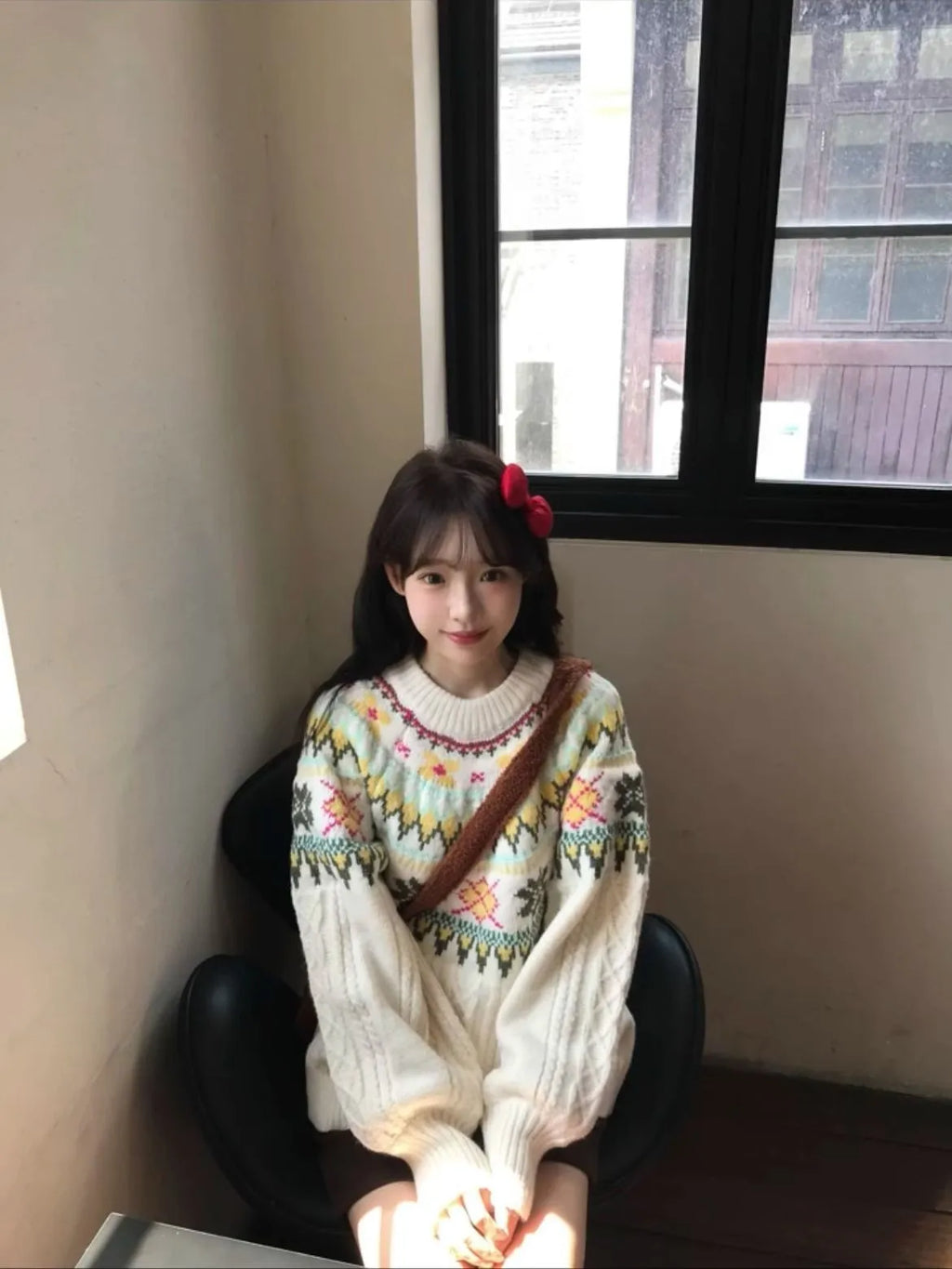 Women's milky white lantern sleeve loose mori knitwear pullover on hanger