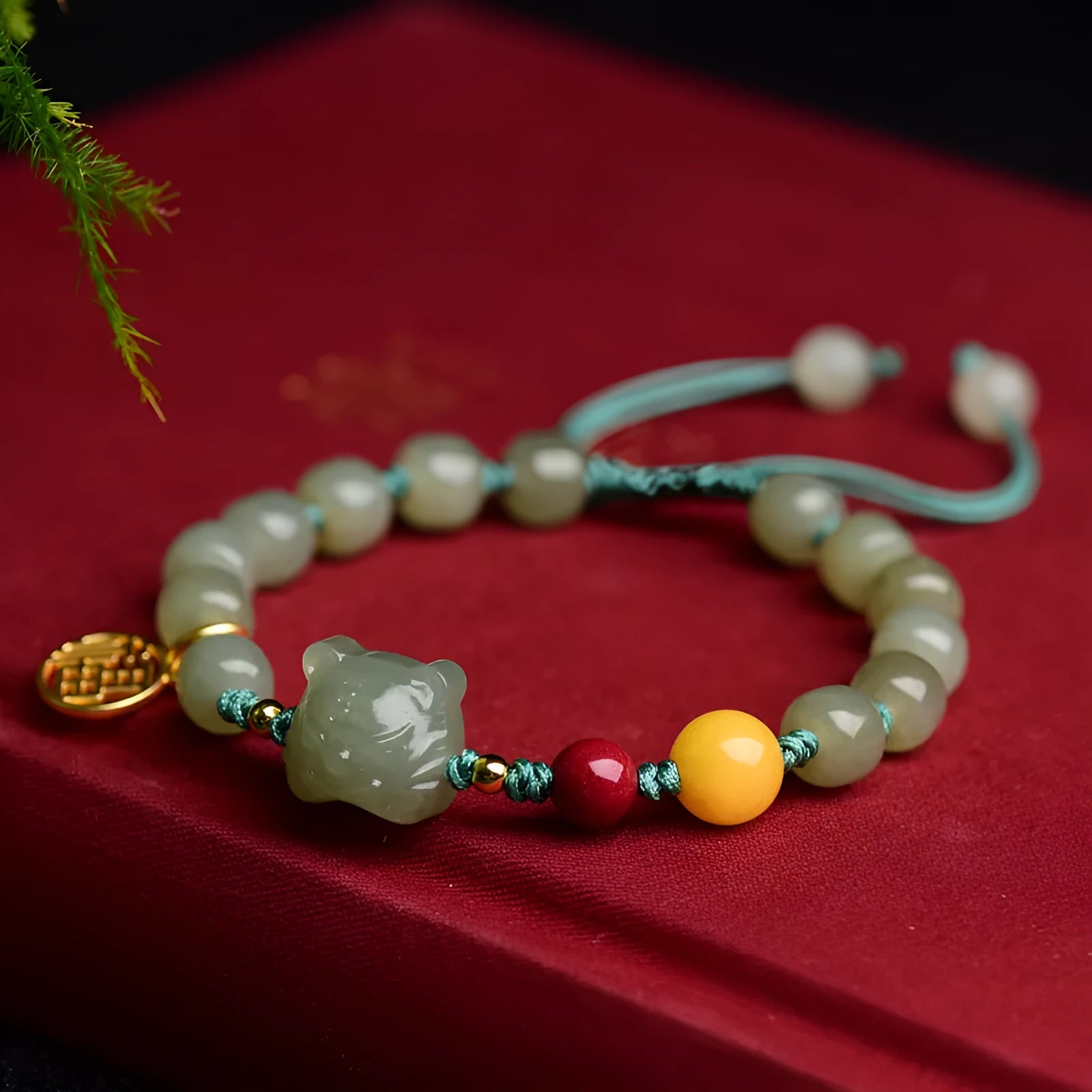 Natural Hetian jade bracelet with animal zodiac modelling and 5x7mm beads