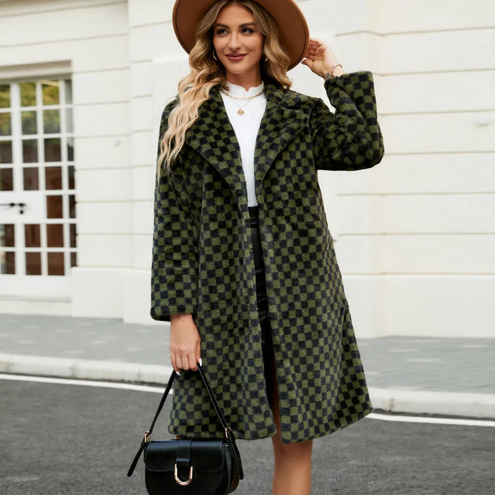 Women's mid-length plaid loose plush coat in brown plaid artificial fur polyester with conventional sleeves and 80cm length