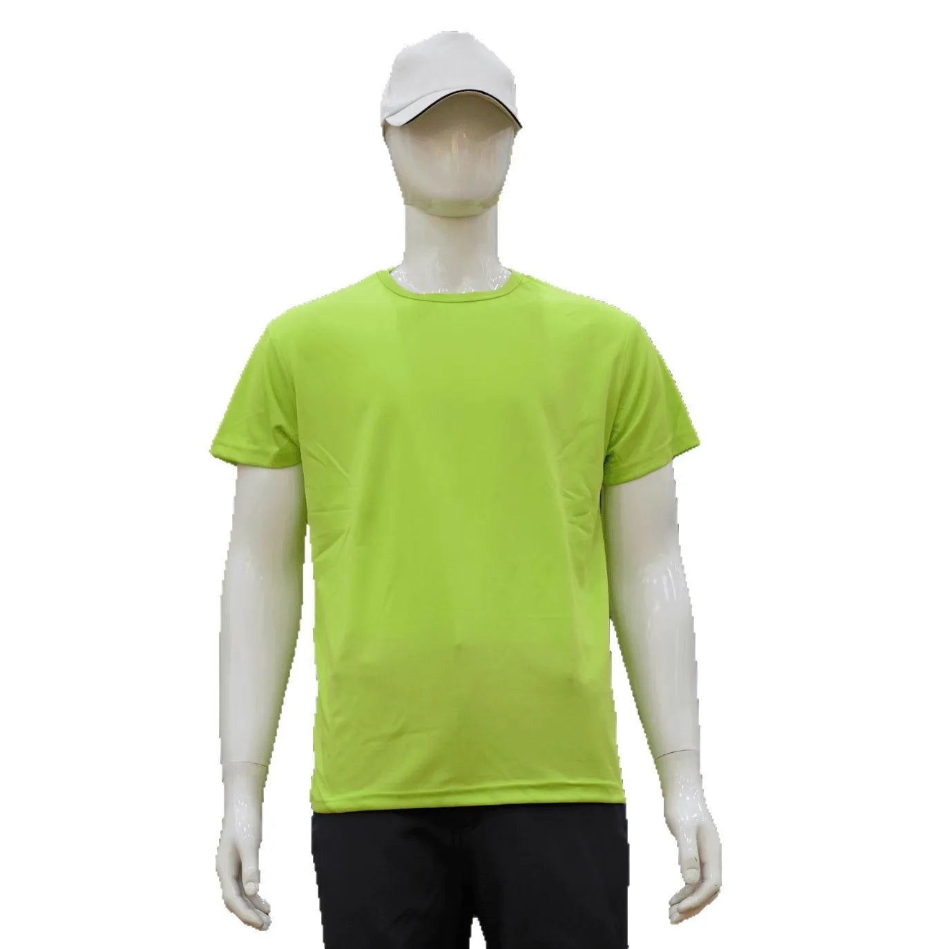 Man wearing a slim-fit quick-dry short-sleeve T-shirt in a solid colour.