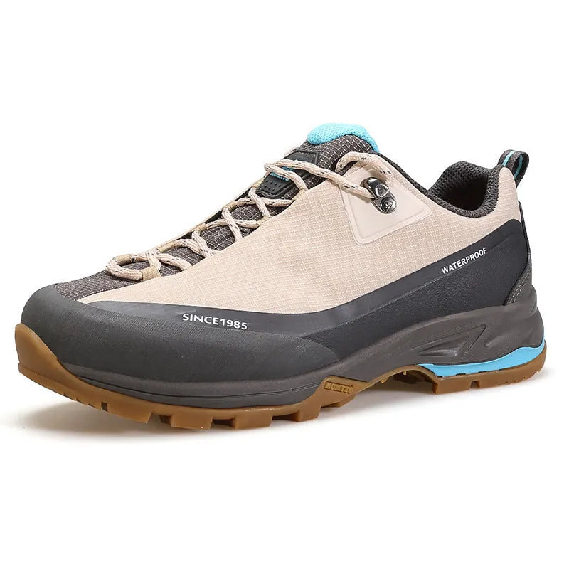 Men's low-top hiking boots with leather mesh upper and non-slip rubber outsole in dark gray colour