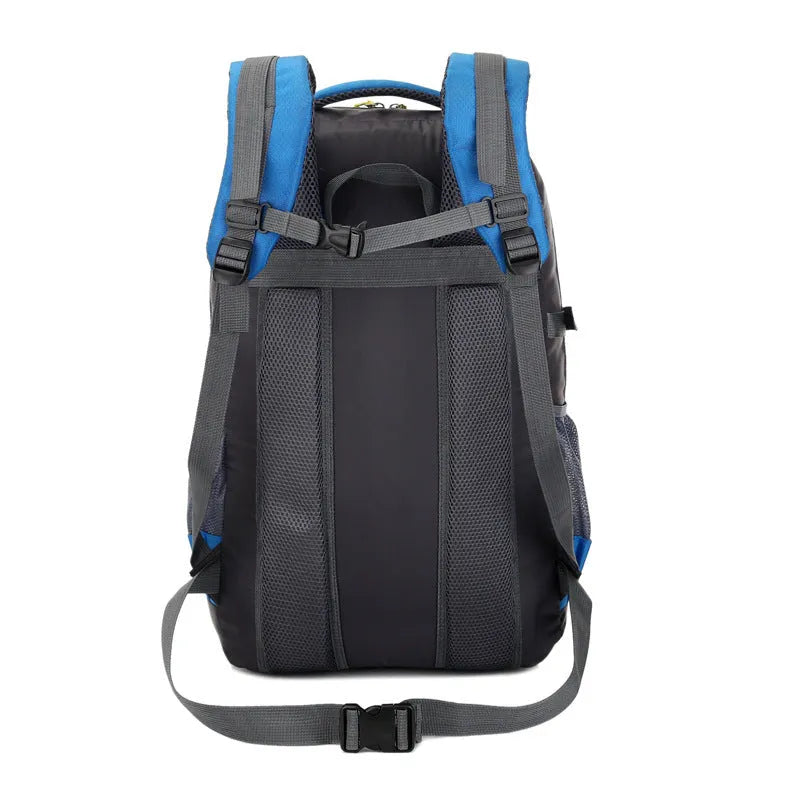 Waterproof outdoor backpack sports bag 34x55x20cm with ergonomic breathable back panel, available in five colours.