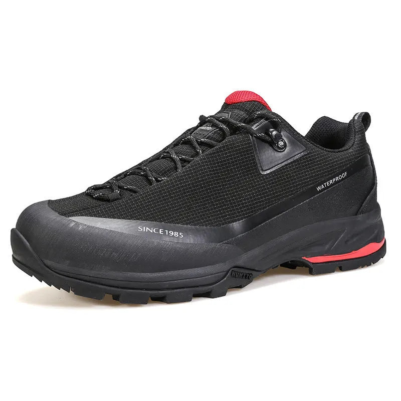 Men's low-top hiking boots with leather mesh upper and non-slip rubber outsole in dark gray colour