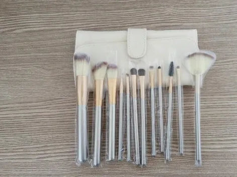 Persian make-up brush set with rice white bristles and champagne colour handles, unbranded, 12-24 pieces