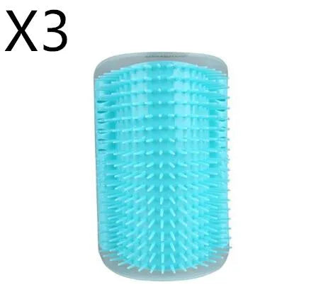 Cat self-grooming brush with mint pad, blue colour, 9x13cm size, on light background