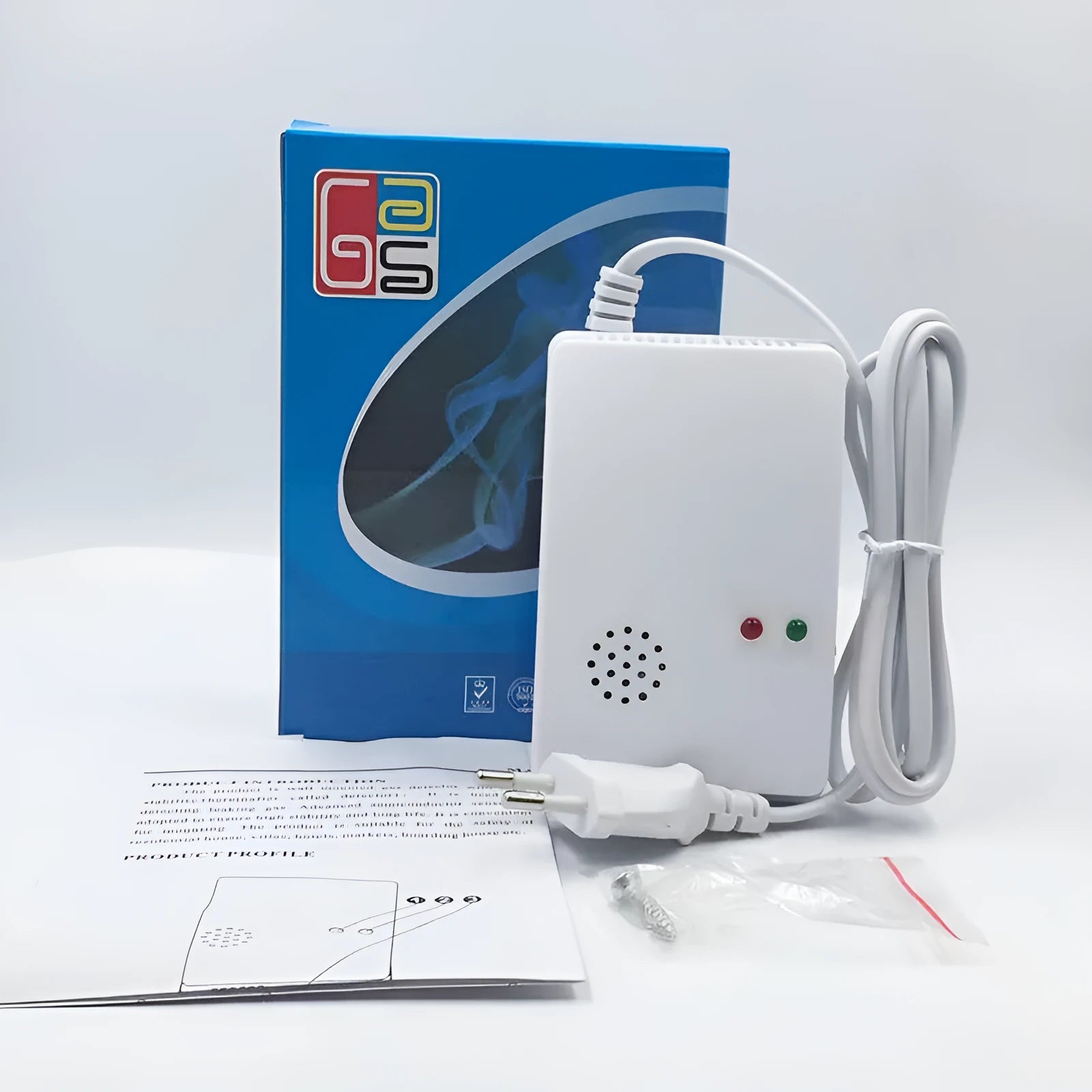 Domestic gas leak alarm wall-mounted detector for kitchen and hotel use with 110-220V operation