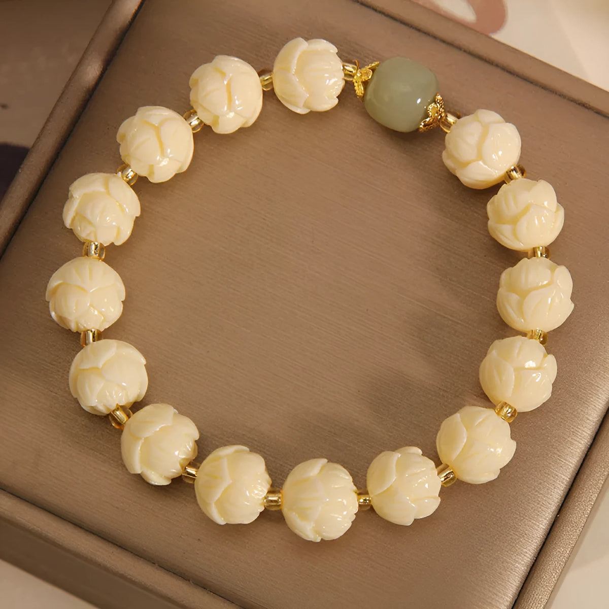 Buxus microphylla lotus beads bracelet Hetian jade women's simple floral jewellery