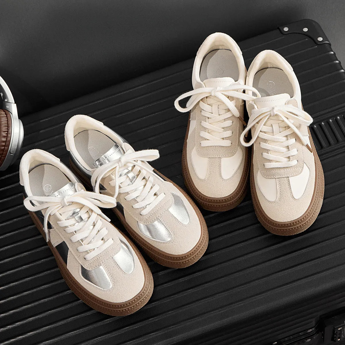 Retro round toe casual sports board shoes with matte upper and cross shoulder straps