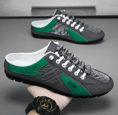 Breathable male casual shoes in black with lace-up closure and rubber sole