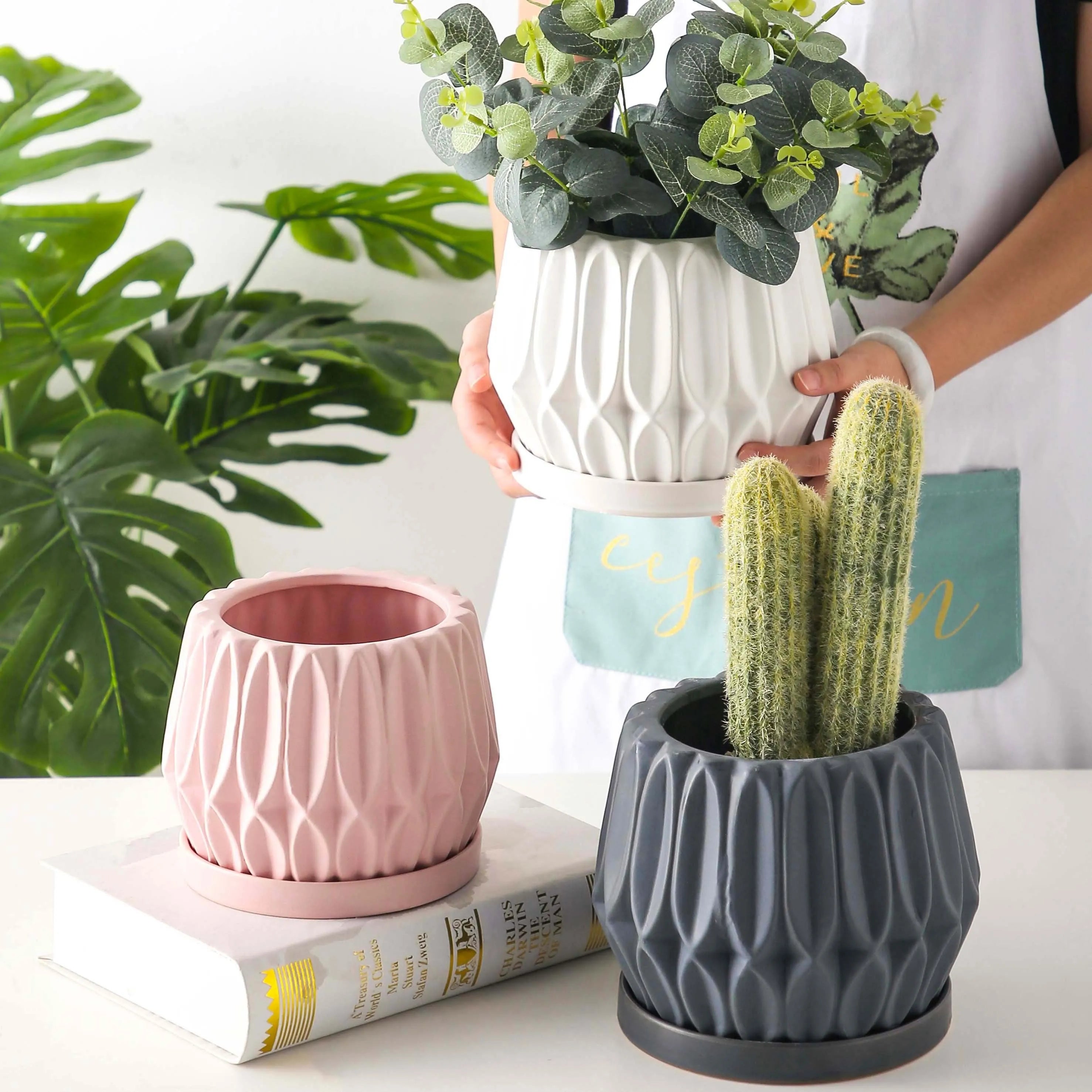 Grey ceramic tabletop flowerpot medium size simple style plant container