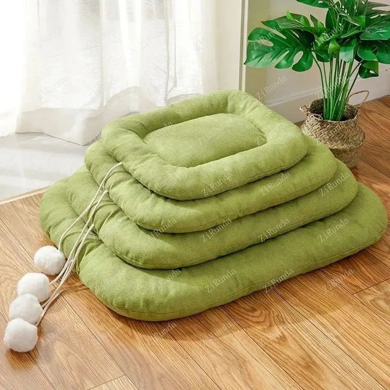 Brown elevated Thai-style dog bed measuring 40x60cm for medium-sized dogs