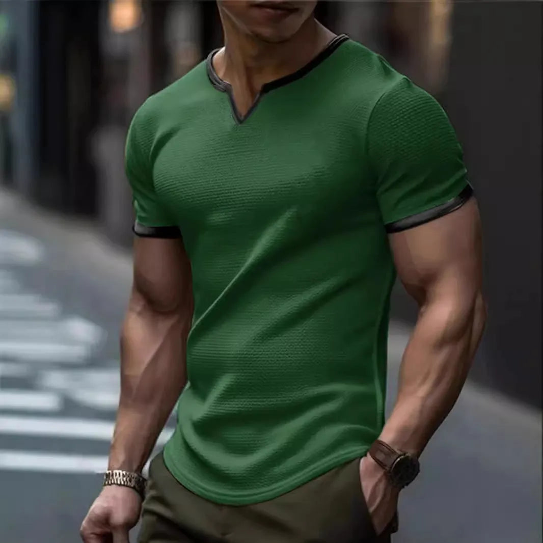 Men's colour-block V-neck sports t-shirt in waffle-textured polyester fabric