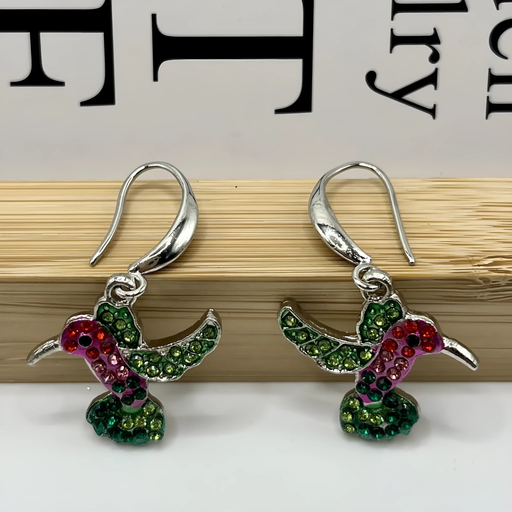 European retro colorful hummingbird shape alloy earrings with electroplated finish for women