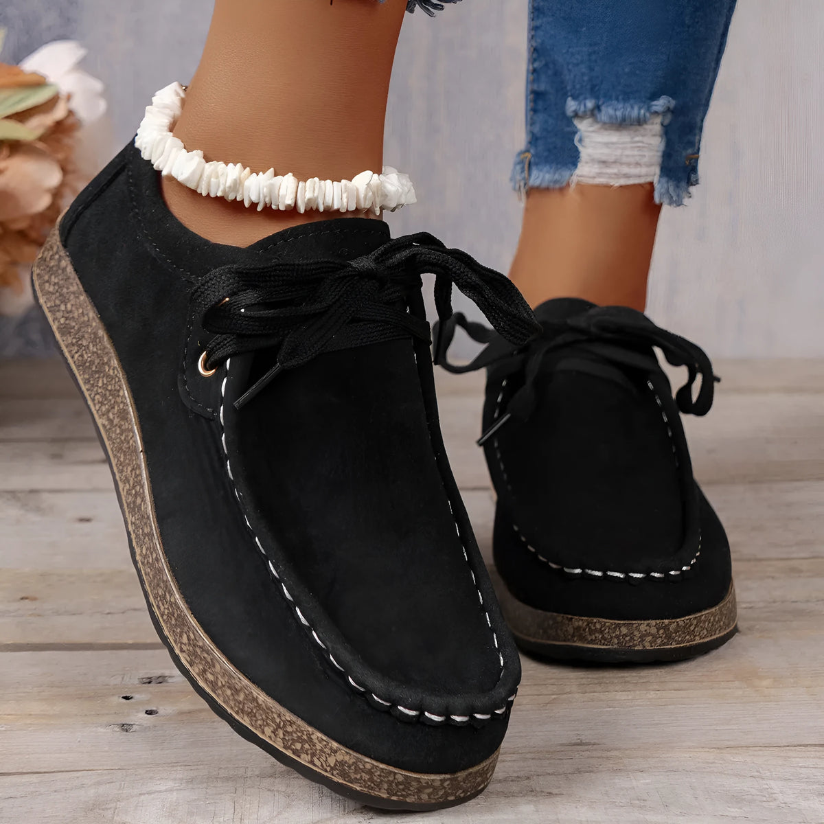 Solid colour black front lace-up round toe PU leisure shoes for women, flat thin sole