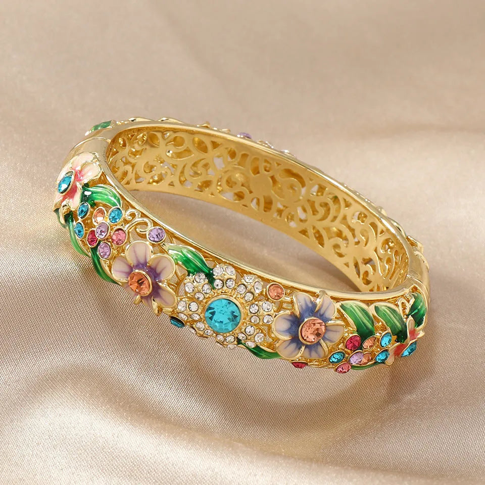 Woven vintage hollow bracelet in copper alloy with auspicious pattern, ethnic style, available in red