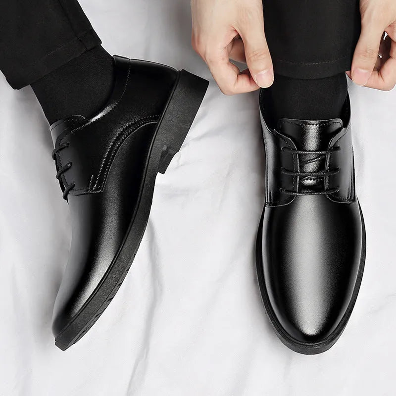 Men's black soft leather low-top round toe casual formal shoes with PU upper and PVC sole
