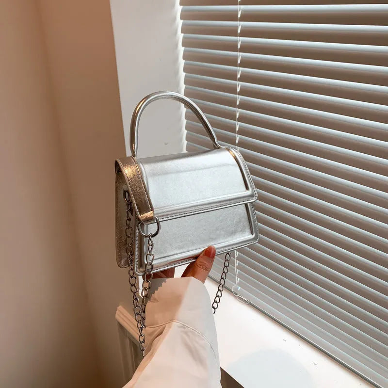 Retro horizontal square crossbody bag in PU leather with sewing line details