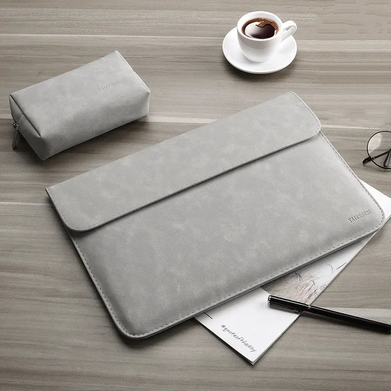 Frosted laptop sleeve for MacBook Pro, abrasive finish, 13 inch size, blue colour