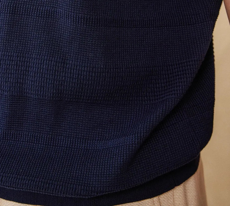Men's casual cotton short sleeve t-shirt in off-white and royal blue colours showing round neck design