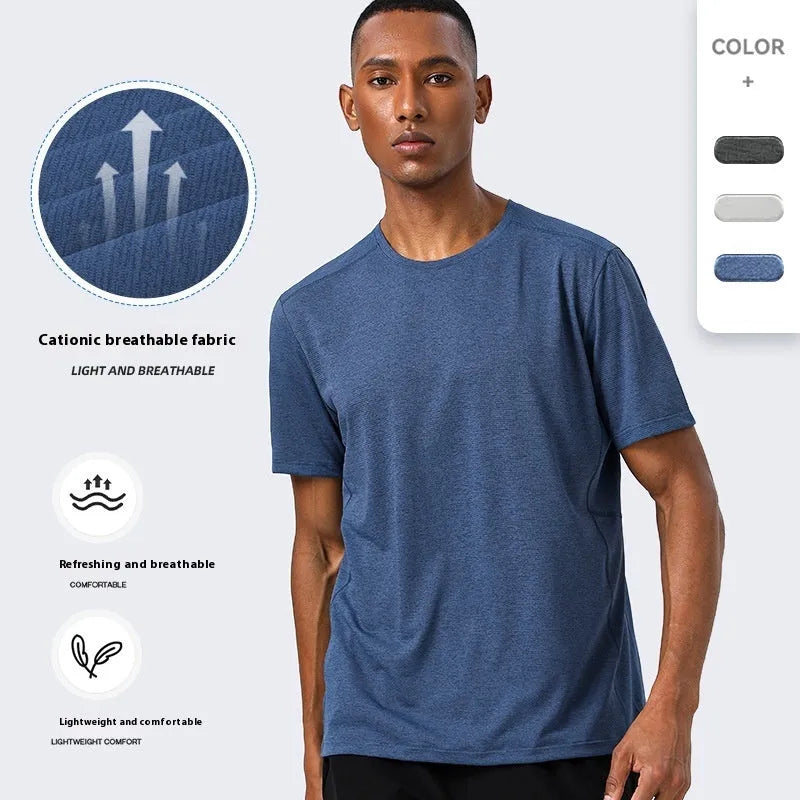 Men's lightweight short sleeve t-shirt in dark grey with reflective strips and quick-dry polyester fabric
