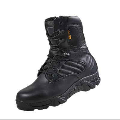 Delta high and low army boots in full-grain cowhide with rubber sole, available in black, green, sand, sizes 35 to 46