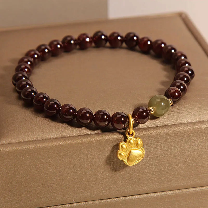 Cat's paw garnet crystal bracelet for women with adjustable design and original jewellery styling