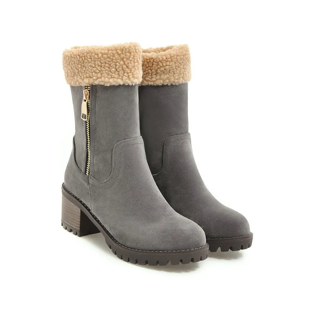 Waterproof snow boots in multiple colours with ankle protection and plush lining.