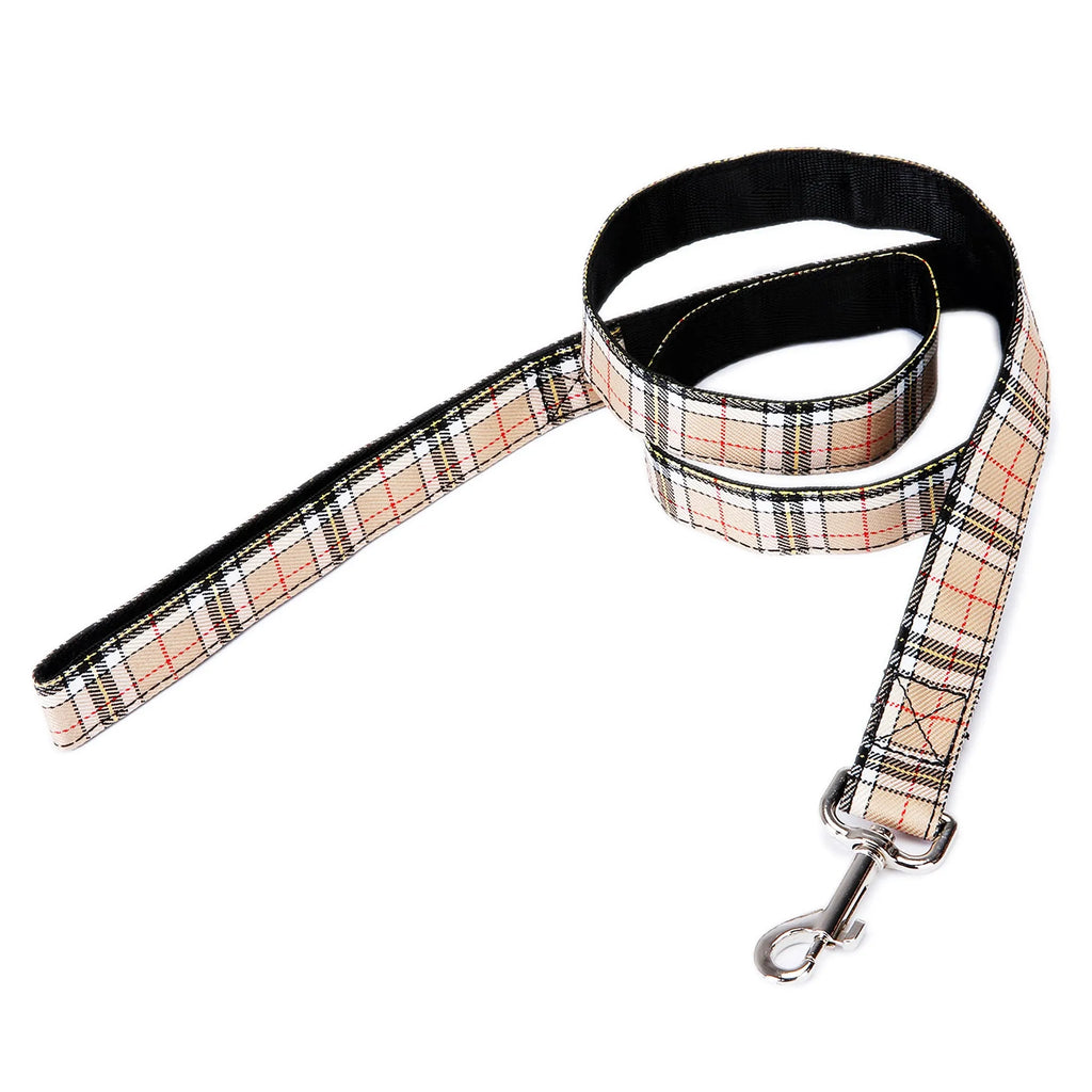 Black Christmas plaid stripe pet traction rope measuring 120cm length