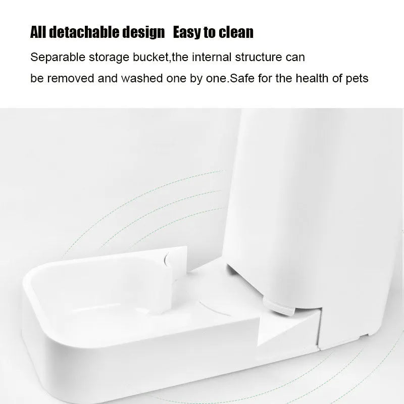 Large-capacity detachable pet feeder in white PP resin with 3.8L water tank and 2.1kg food storage, compact 0.045m² footprint