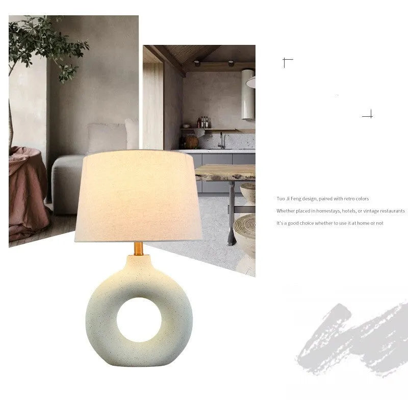 Japanese style ceramic pottery pot table lamp with button switch in white or black