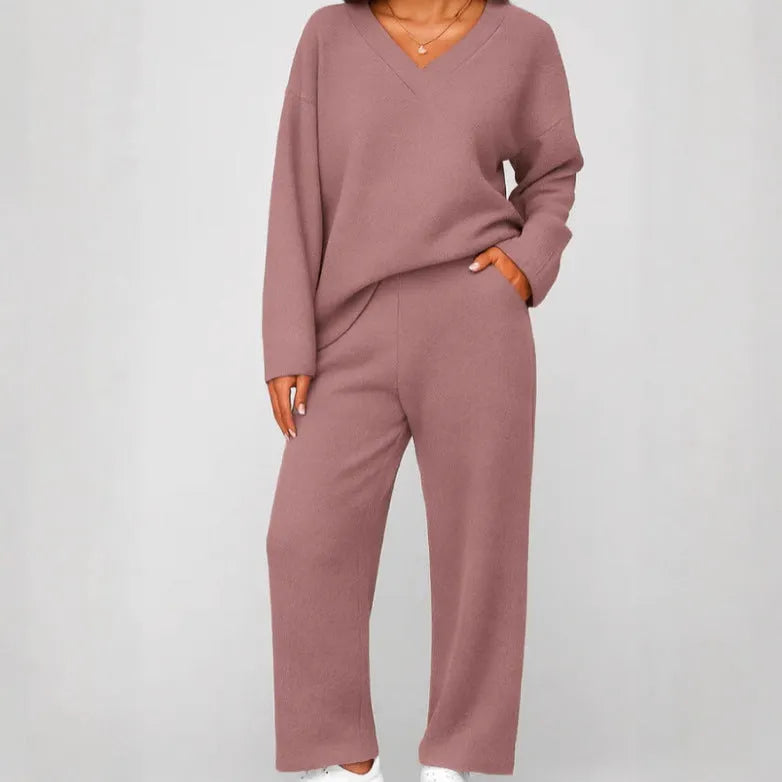 Women's V-neck wool loose pockets leisure suit two-piece pajamas in solid colour, polyester fabric, long sleeves, loose fit trousers