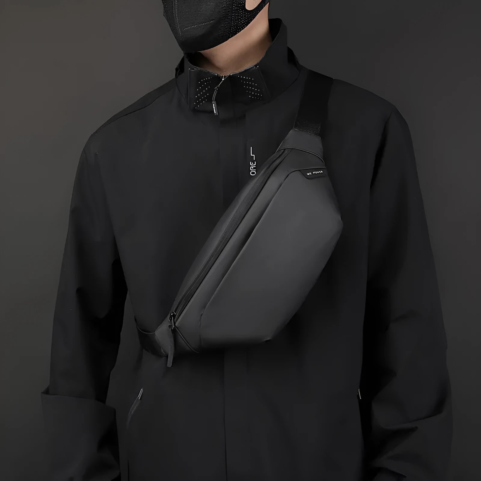 Men's outdoor casual sports crossbody shoulder bag in black nylon, waterproof, with sewing line detail