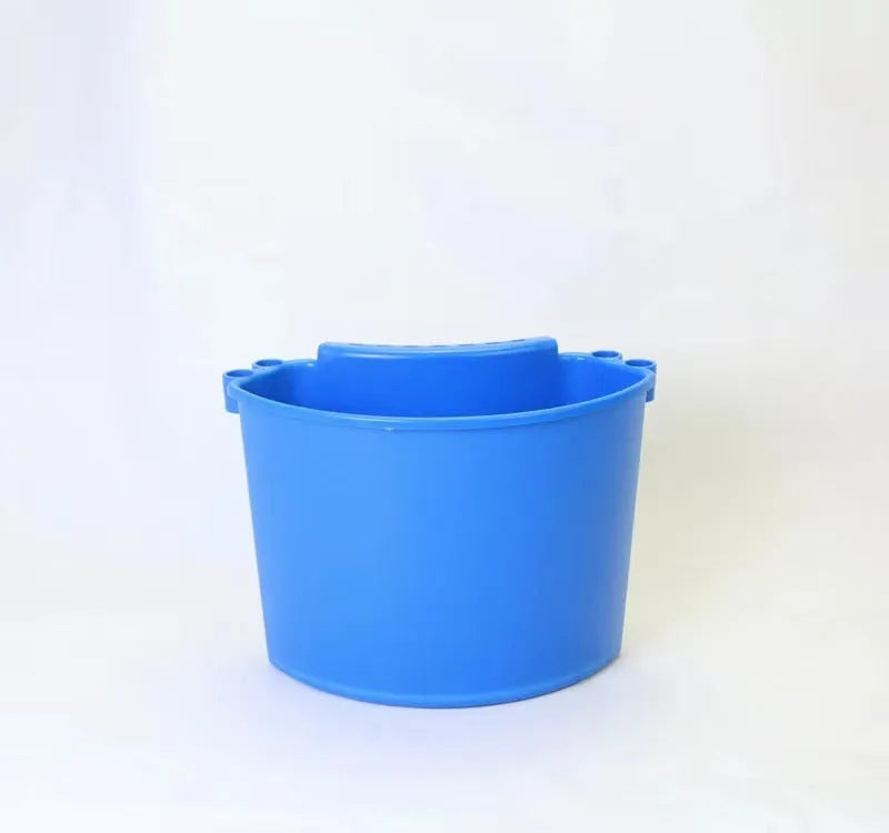 20-litre polypropylene car wash bucket in black, red, blue or pink colour with sturdy handle