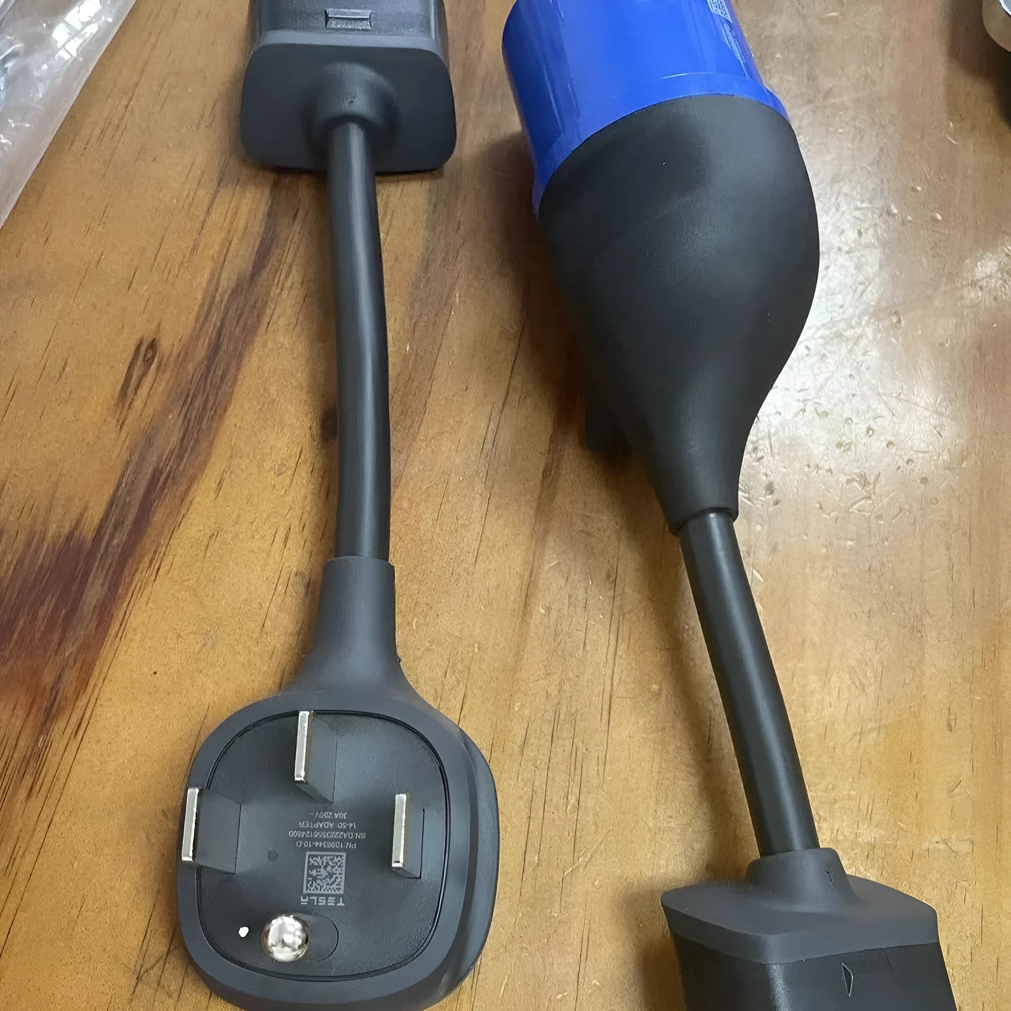 American Standard adapter cable with car charger conversion wire showing copper core and polyethylene sheath construction