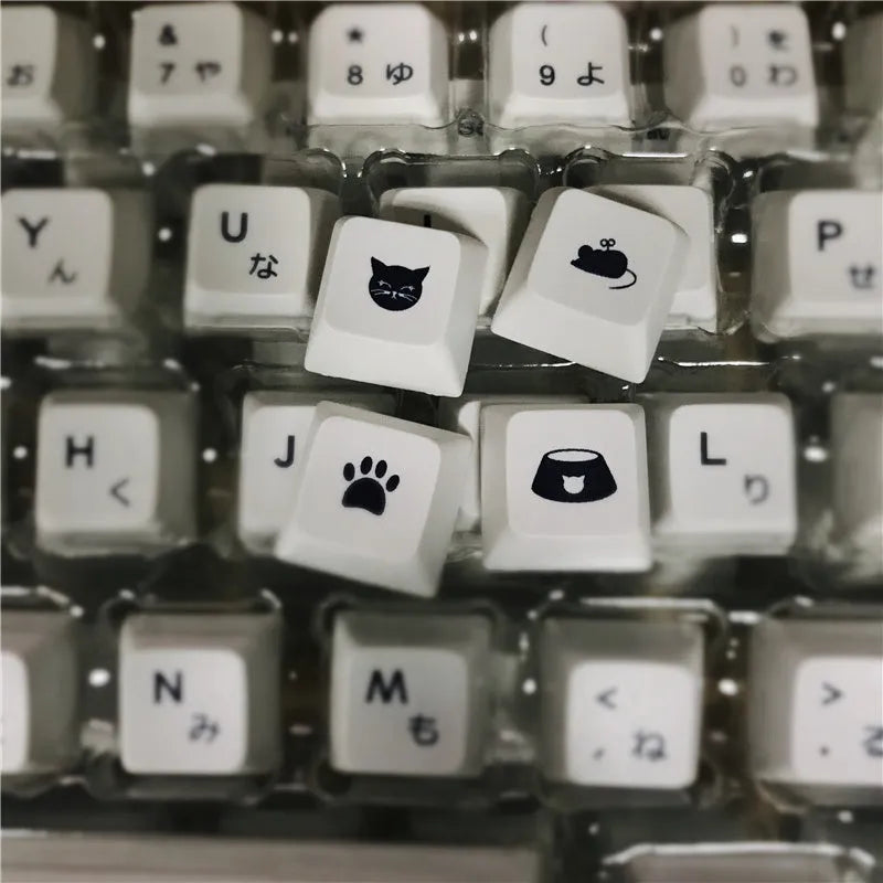 Japanese character keycap set with 100 white sublimation printed keycaps for mechanical keyboard customisation
